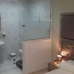 Rex 2* Θεσσαλονίκη