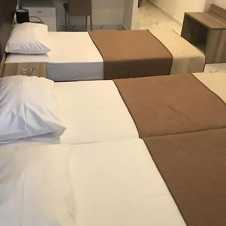 雷克斯酒店